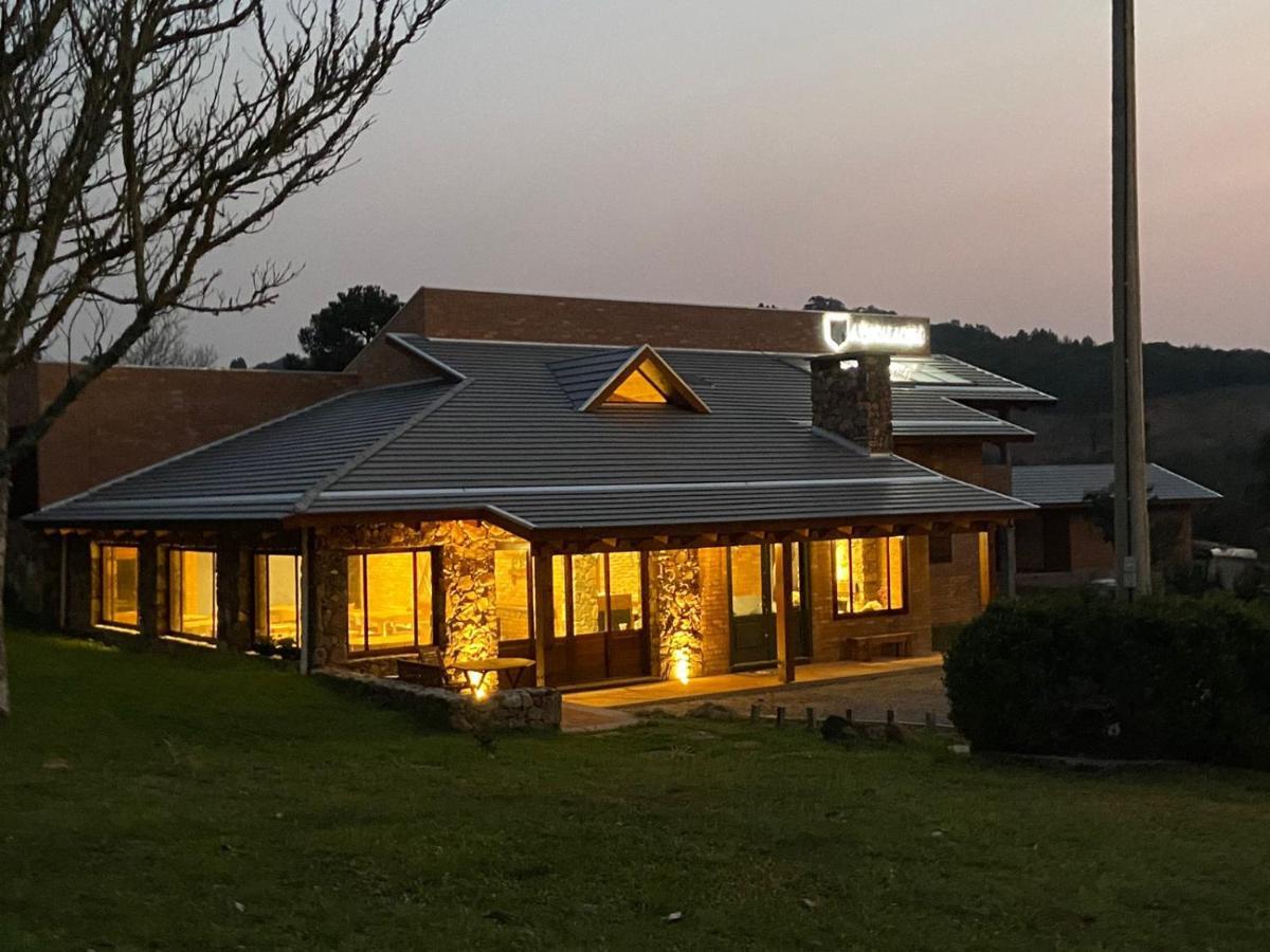 A Estalagem Hospedaria Flores da Cunha Exterior foto