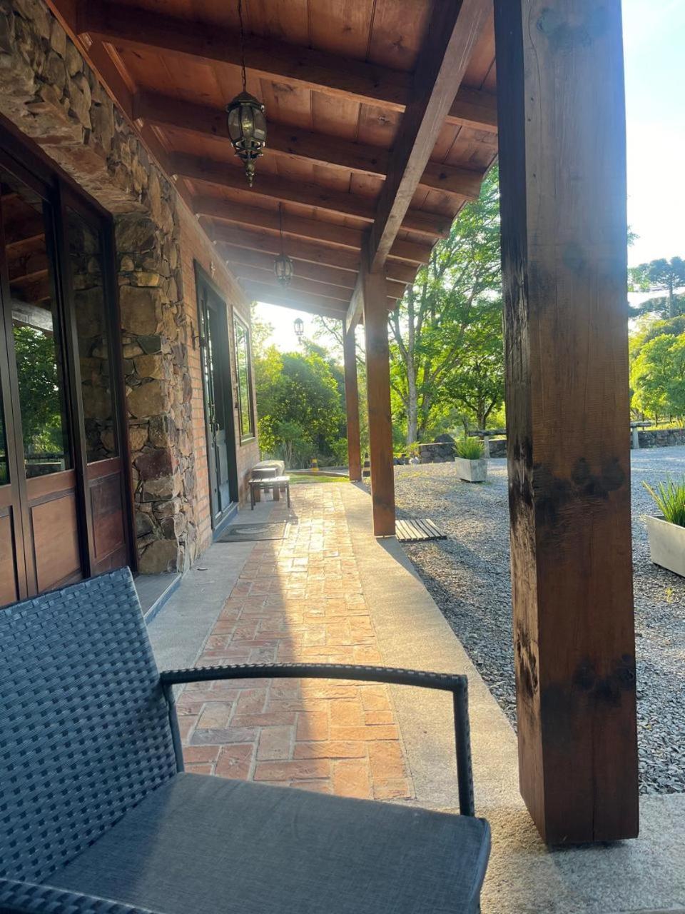 A Estalagem Hospedaria Flores da Cunha Exterior foto